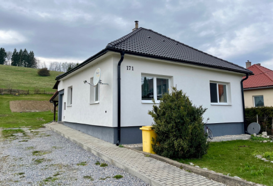 Rodinný dom po rekonštrukcii v obci Vlachy